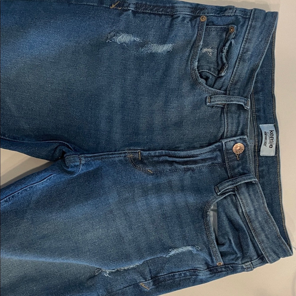 Kensie High Rise Distressed Blue Jeans